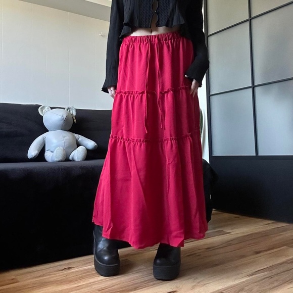 Red Tiered Ruffle Summer Maxi Skirt - Picture 7 of 8